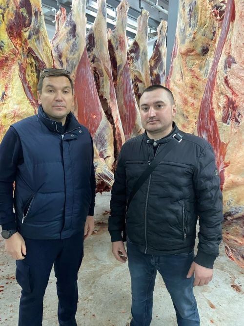 Апаста район башлыгы эшмәкәрләр эшчәнлеге белән таныша