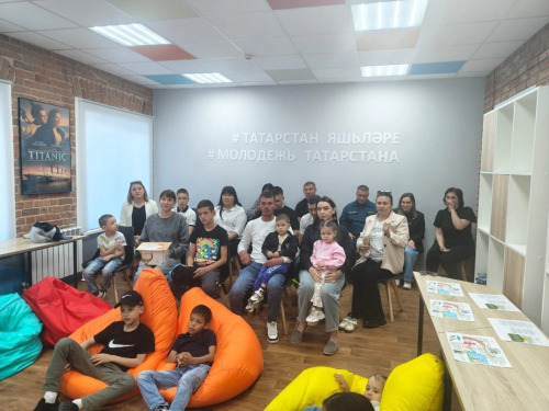 В Апастовском районе прошел конкурс фотоколлажей «Наша дружная семья»