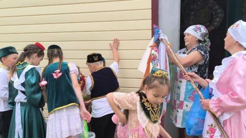 Морзалар авылында ике көн дәвамында Сабан туена бүләкләр җыйганнар