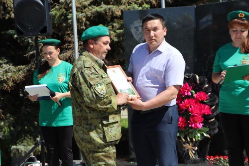Апаста чик сакчылары көне билгеләп үтелде