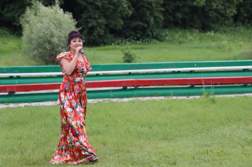 Апаста социаль хезмәткәрләр һөнәри бәйрәмнәрен билгеләп уздылар