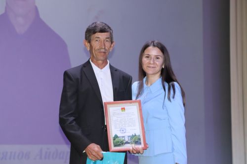 Районда медицина хезмәткәрләрен хөрмәтләделәр
