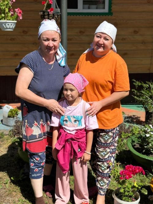 Багыш авылы балалары уңган-булган Гомәровлар гаиләсендә кунак булдылар