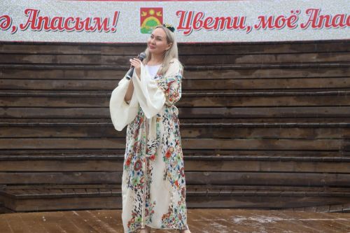Апас районы үсешенә зур өлеш керткән күренекле кешеләр хөрмәтләнде, бүләкләнде