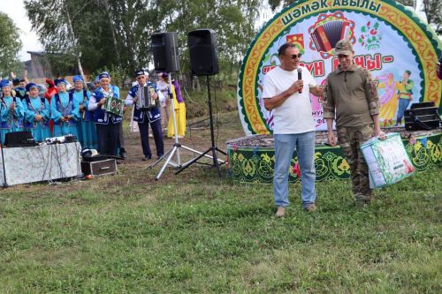 Марат Нуриев: “Авылларда гармун моңнары тынмасын”