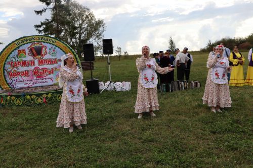 Марат Нуриев: “Авылларда гармун моңнары тынмасын”