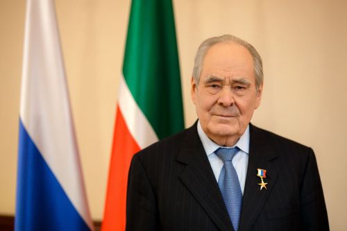 Минтимер Шәймиев Татарстан Республикасы Рәисен сайлауда катнашты