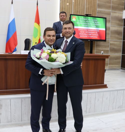 Апас районы башлыгы булып Айрат Җиһаншин сайланды