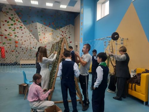 Яшь волонтерлар игелекле эш башкара