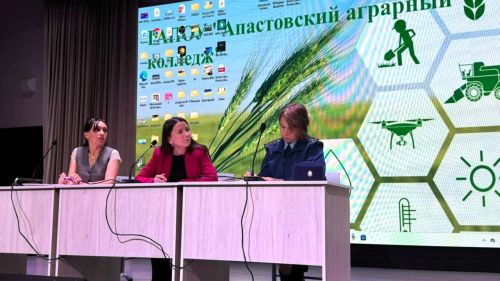 Җәмәгать тәрбиячеләре – исәптә торучы балаларны ялгышлыклардан саклап кала