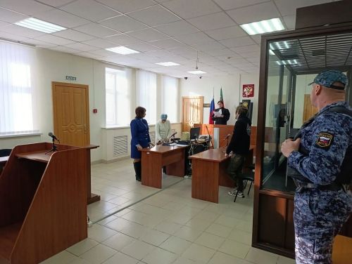 Студенты аграрного колледжа побывали с экскурсией в Апастовском районном суде