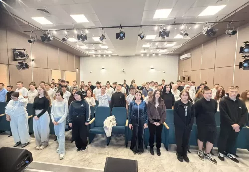 В Апастовском аграрном колледже прошёл историко-патриотический час «Душой и сердцем едины»