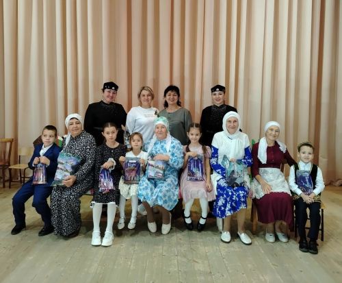 Каратун мәдәният йортында дәү әниләргә багышланган бәйрәм чарасы узды