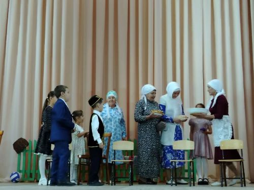Каратун мәдәният йортында дәү әниләргә багышланган бәйрәм чарасы узды