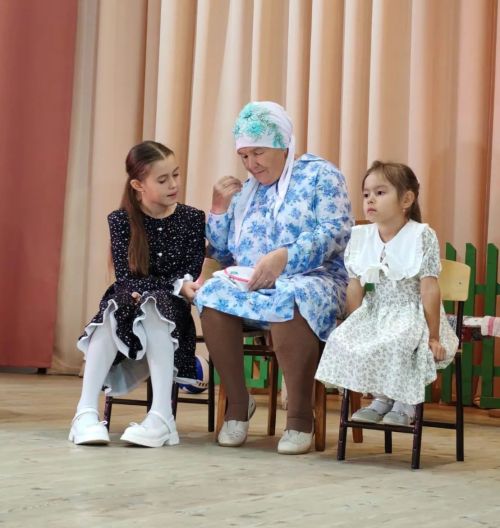 Каратун мәдәният йортында дәү әниләргә багышланган бәйрәм чарасы узды
