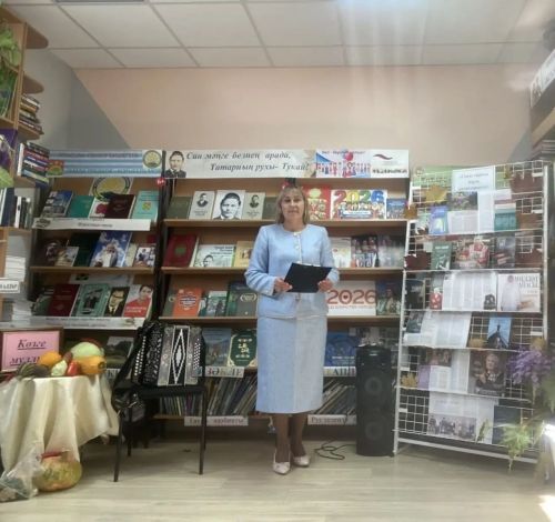 Кече Болгаерда өлкәннәр китапханәдә кунак булды