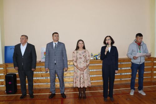 Биеш мәктәбендә Зөфәр Зәмдиханов Кубогына зонакүләм волейбол ярышлары уза