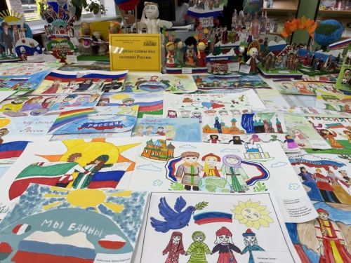 Апас балалар китапханәсендә рәсем бәйгесе узды