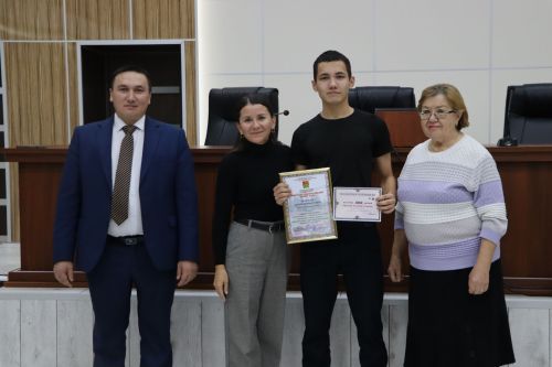 Районда “Террорчылыкка – юк” бәйгесе җиңүчеләрен бүләкләделәр
