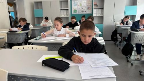 Апаста математика фәненнән республика олимпиадасы узды