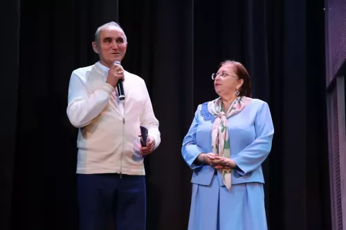 Апаста Асия Хәйруллина исемендәге беренче театр фестивале ачылды