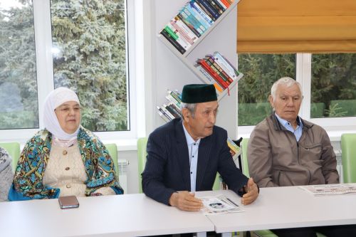 Апаста өлкәннәрнең хокуклары турында сөйләштеләр
