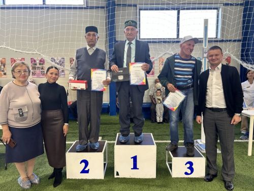 Районда өлкәннәр арасында узган спартакиада җиңүчеләрен бүләкләделәр