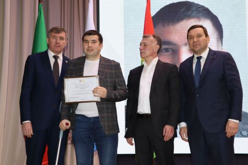 Алмаз Нуриев: «Шәһәрдә туып-үссәм дә, авылны бик яратам»