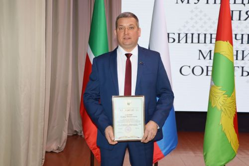Илфар Җәләлов: “Һәр уңышыбыз – уртак хезмәт нәтиҗәсе”