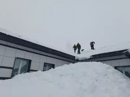 Районда бина түбәләренең иминлеген тәэмин итү бурычы куелды