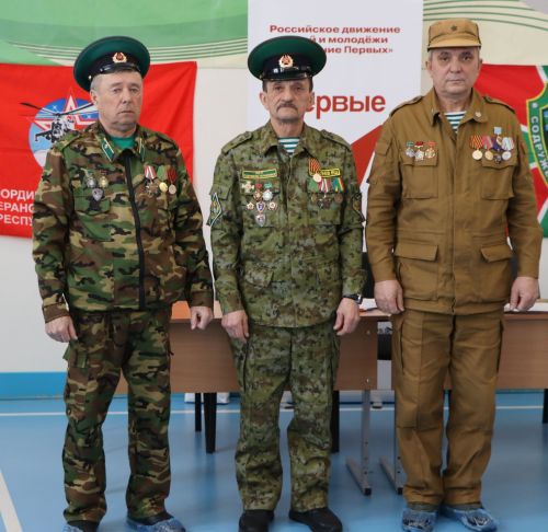 Кызыл-Тауда “Строй һәм җыр буенча мәктәп смотры” бәйгесе узды