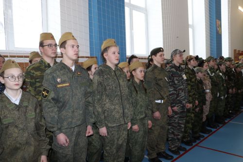Кызыл-Тауда “Строй һәм җыр буенча мәктәп смотры” бәйгесе узды