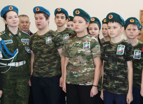 Кызыл-Тауда “Строй һәм җыр буенча мәктәп смотры” бәйгесе узды