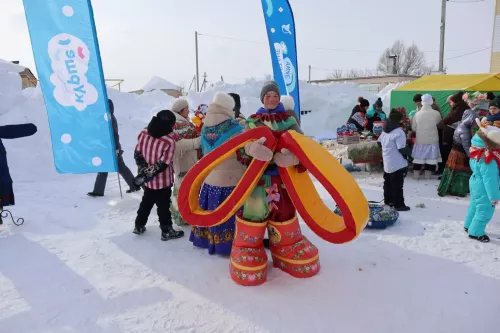 Масштабные масленичные гуляния прошли в деревне Табар Черки в рамках зимнего фестиваля «Курше»