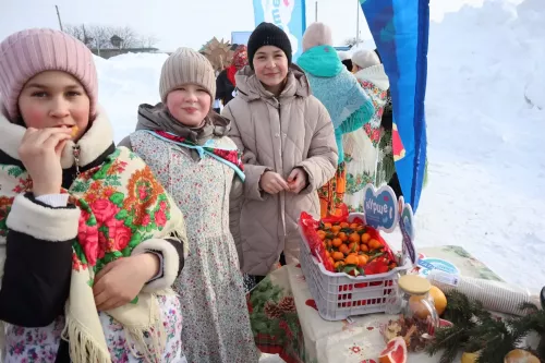 Масштабные масленичные гуляния прошли в деревне Табар Черки в рамках зимнего фестиваля «Курше»