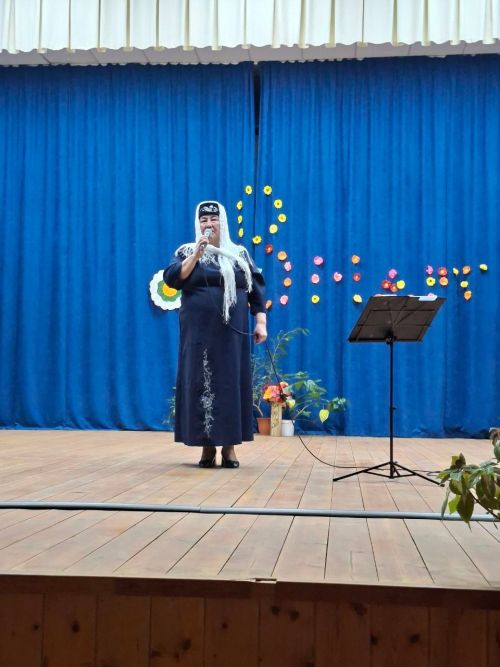 Олы Бакырчыда  «Җырларыбыз Сезгә – Әниләр” дип исемләнгән бәйрәм концерты узды
