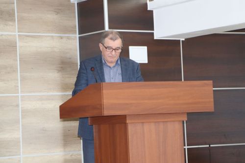 Апаста балигъ булмаган балалар эше һәм аларны яклау комиссиясенең киңәйтелгән утырышы узды