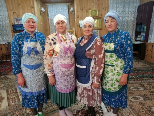 Иске Йомралыда күмәкләшеп авыз ачтылар