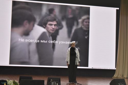Апастан Талия Фәйзуллина кул эшләре белән сокландыра