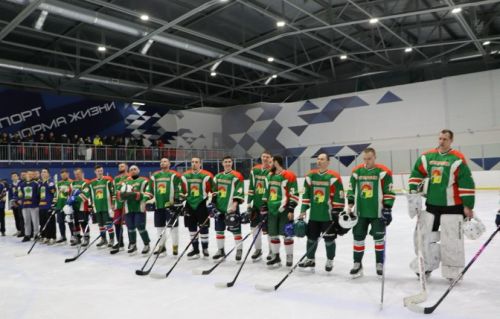 Апас бозында Арамис Зәйниев истәлегенә районара хоккей турниры уза