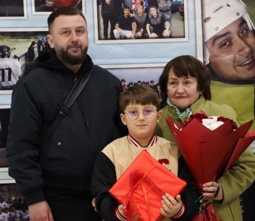 Апас бозында Арамис Зәйниев истәлегенә районара хоккей турниры уза