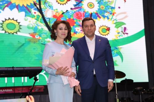 Апаста мәдәният хезмәткәрләре хөрмәтләнде