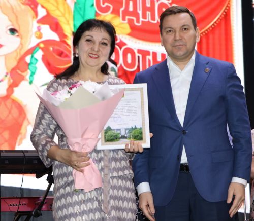Апаста мәдәният хезмәткәрләре хөрмәтләнде
