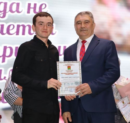 Апаста мәдәният хезмәткәрләре хөрмәтләнде