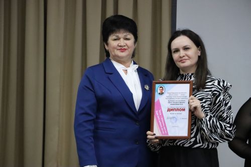 Апаста Әмир Камалиев исемендәге театр коллективлары фестивале дүртенче ел узды