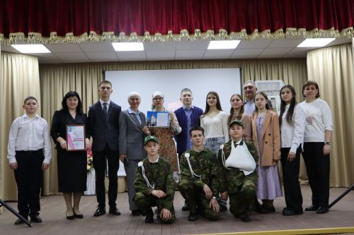 Апаста Әмир Камалиев исемендәге театр коллективлары фестивале дүртенче ел узды