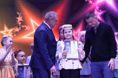 “Йолдызлык” (“Созвездие”) фестиваленең зона туры Апаста узачак