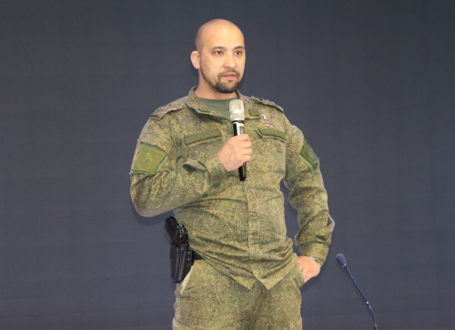 Россия Герое Рәсим Баксиков: «Тормыш һәрвакыт укырга мәҗбүр итә»