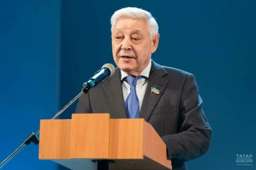 Фәрит Мөхәммәтшин: Туган тел укытучысы – ул милләтнең киләчәгенә нигез салучы