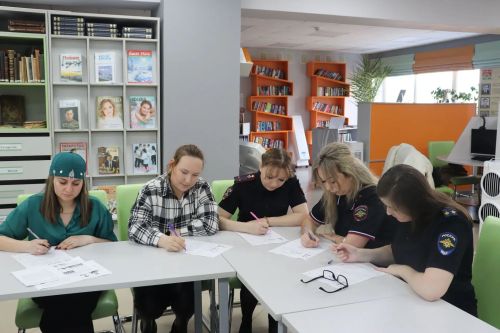 Апас үзәк китапханәсе «Җиңү диктанты» Халыкара тарихи акциясен уздыру мәйданчыгы булды